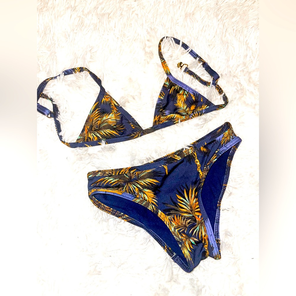 Girls bikini
